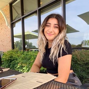 Meet your Posher, Rosa